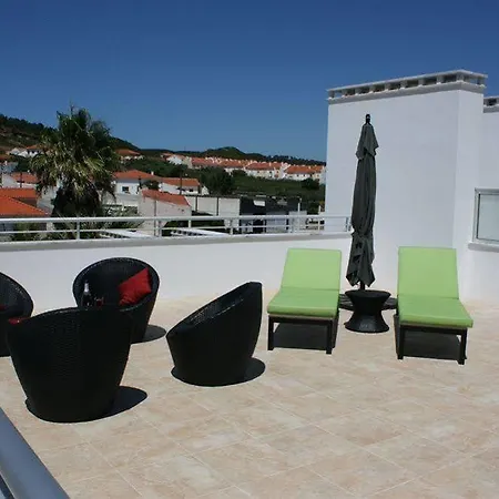 Apartman Clerigo - By Sch